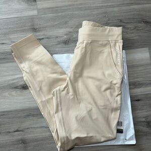 Alphalete Vanilla Pro Elite Jogger